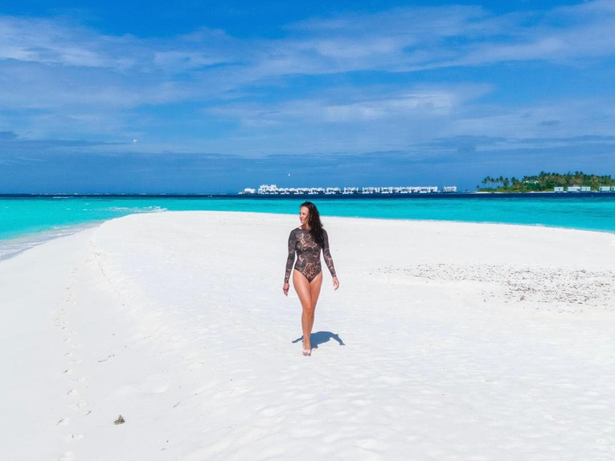 Walking the bare sandbank out in the middle of the lagoon