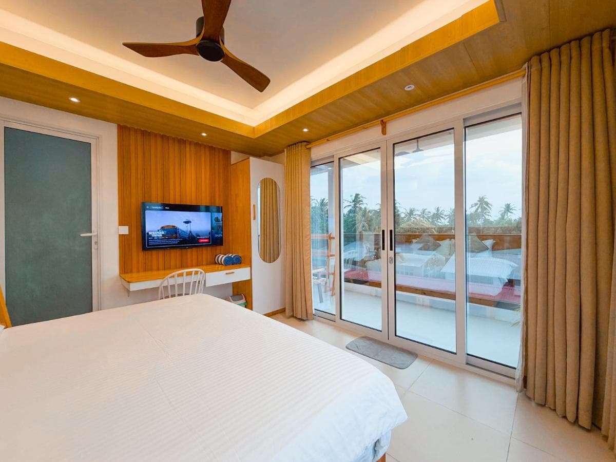 Deluxe Double or Twin Room with garden and sea outlook